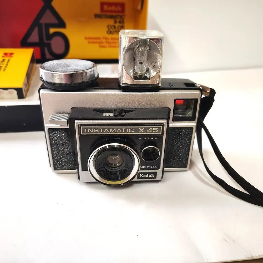 Vintage Kodak Instamatic X-45 Camera Outfit Original Box Flash Film MCM
